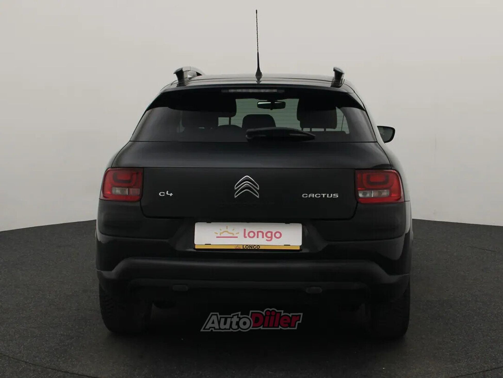 Citroen C4 Cactus Shine 1.6 73kW 2015, photo 5/10