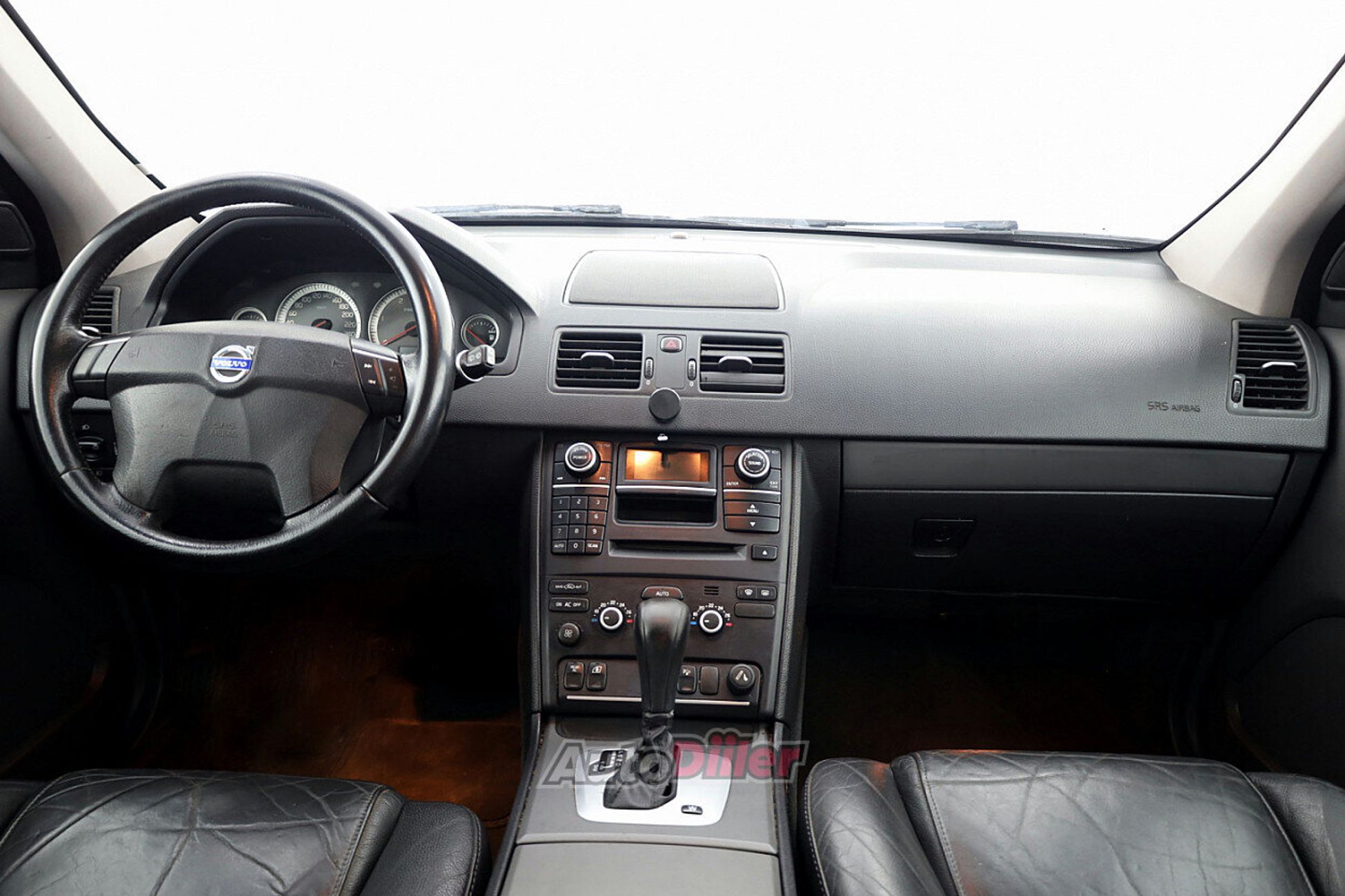 Volvo XC90 2.4 136kW 2010, photo 5/8