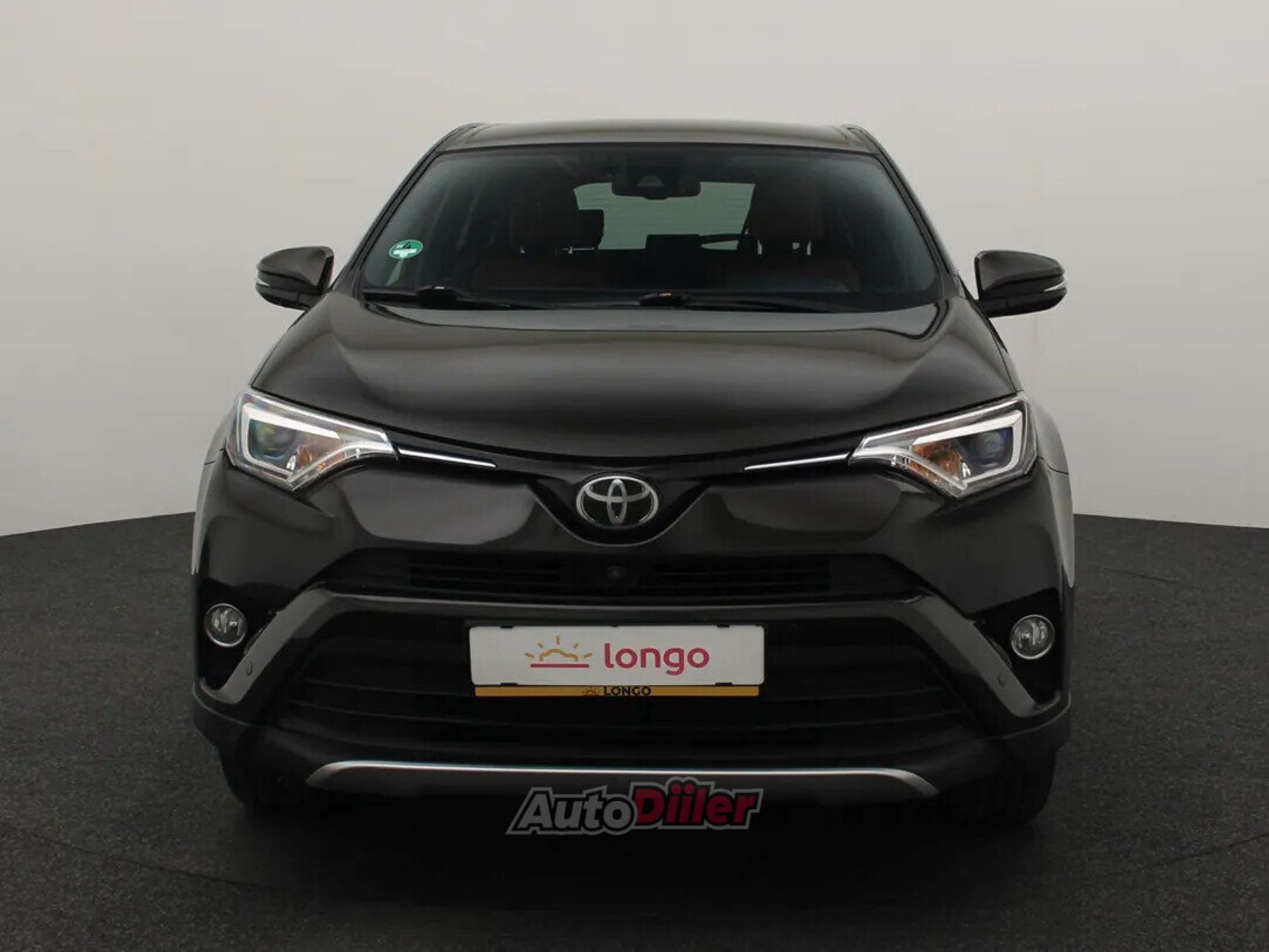 Toyota RAV4 Luxury 2.0 145kW 2016, kuva 3/10