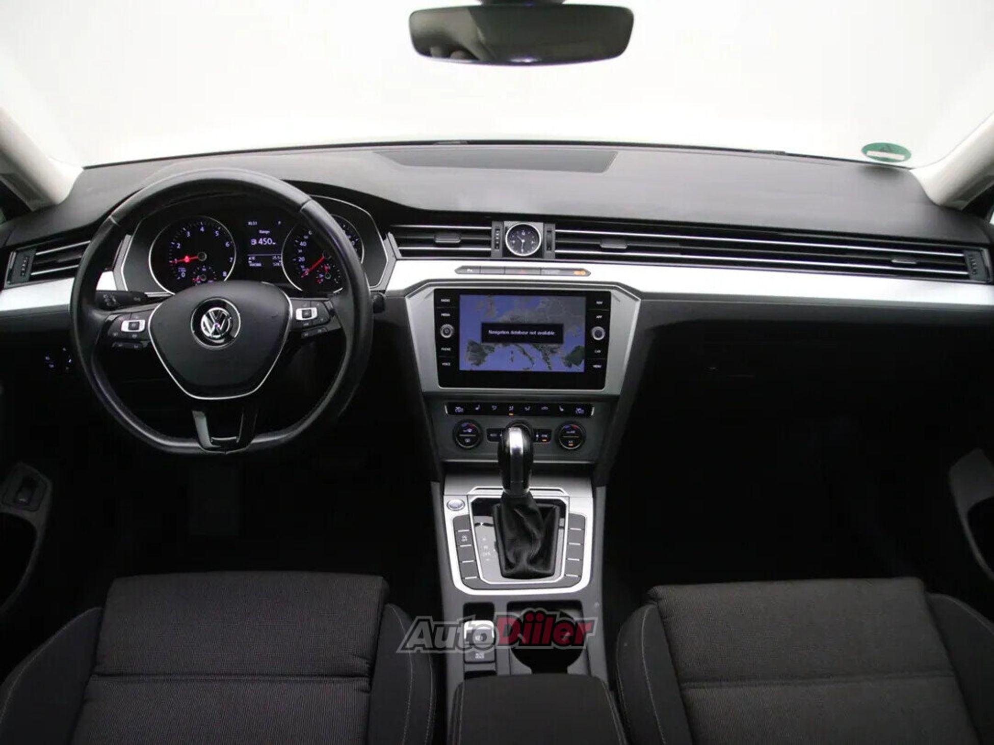 Volkswagen Passat Highline 1.5 110kW 2019, photo 2/10