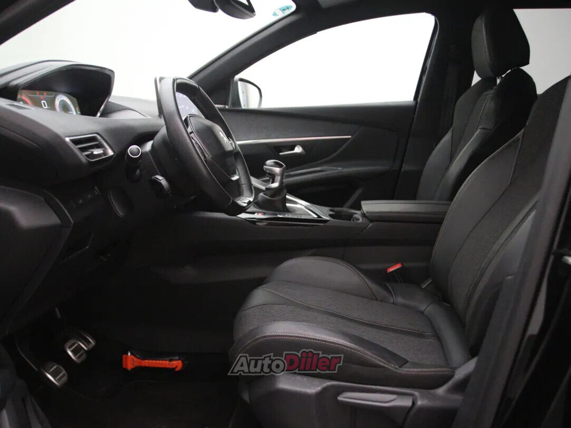 Peugeot 3008 GT Line 1.2 96kW 2017, photo 4/10