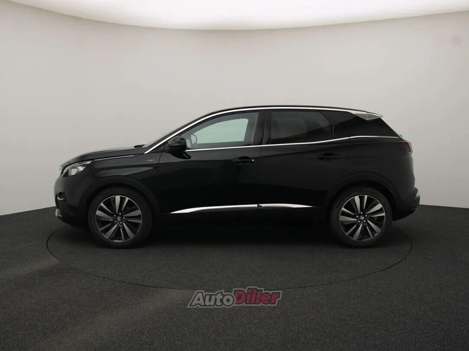 Peugeot 3008 GT Line 1.2 96kW 2017, photo 6/10