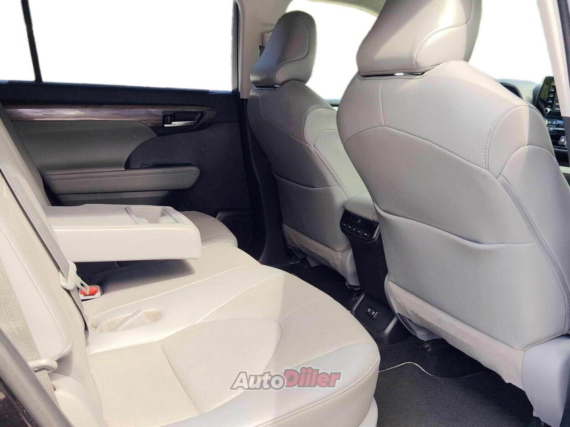 Toyota Highlander Executive 2.5 140kW 2021, photo 7/10