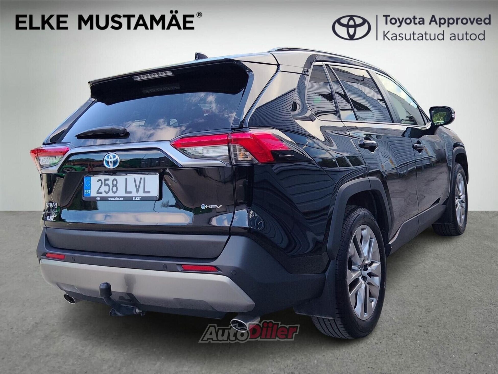 Toyota RAV4 Premium 2.5 131kW 2025, photo 2/10