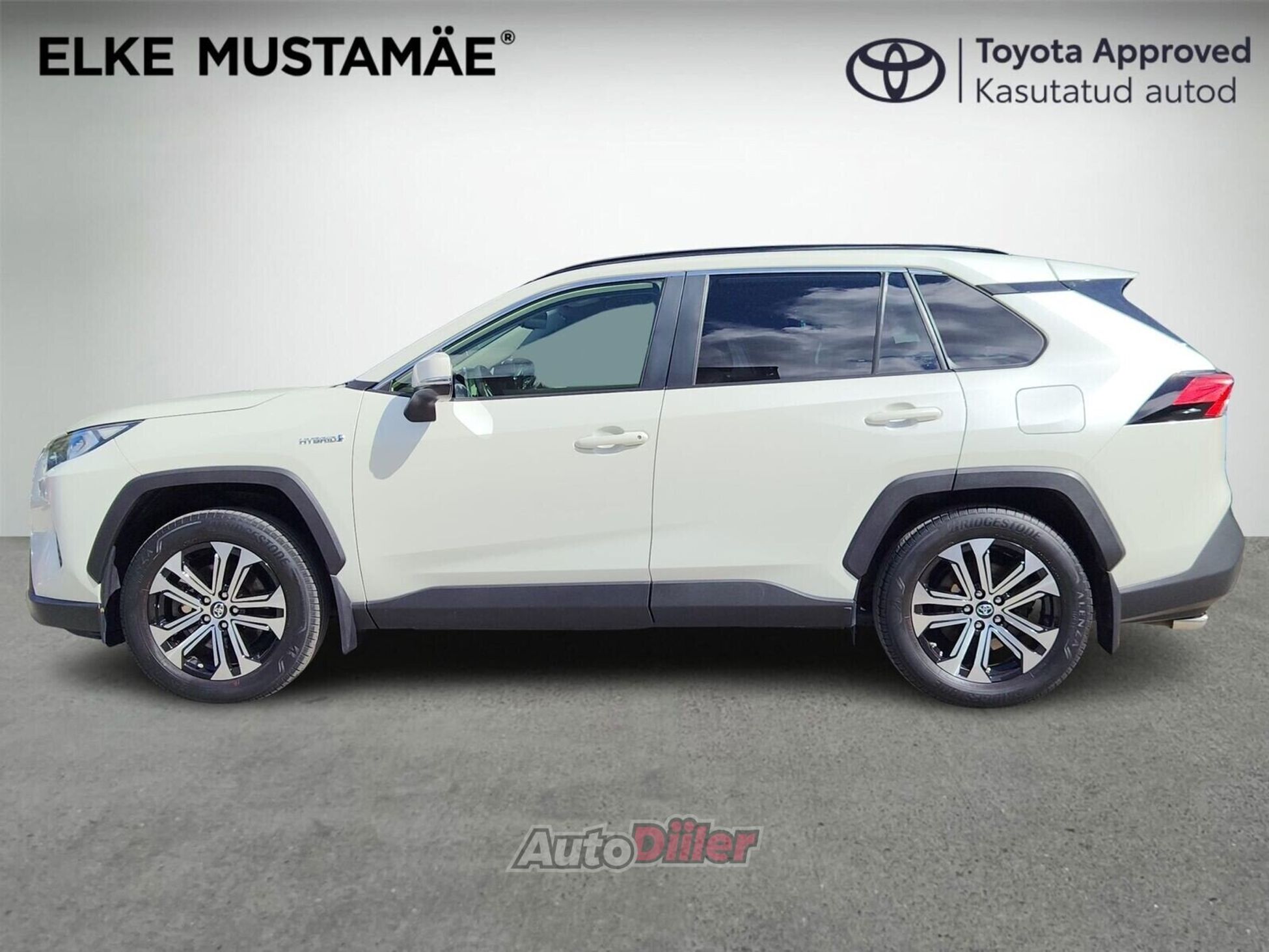 Toyota RAV4 Luxury Plus 2.5 131kW 2021, kuva 3/10