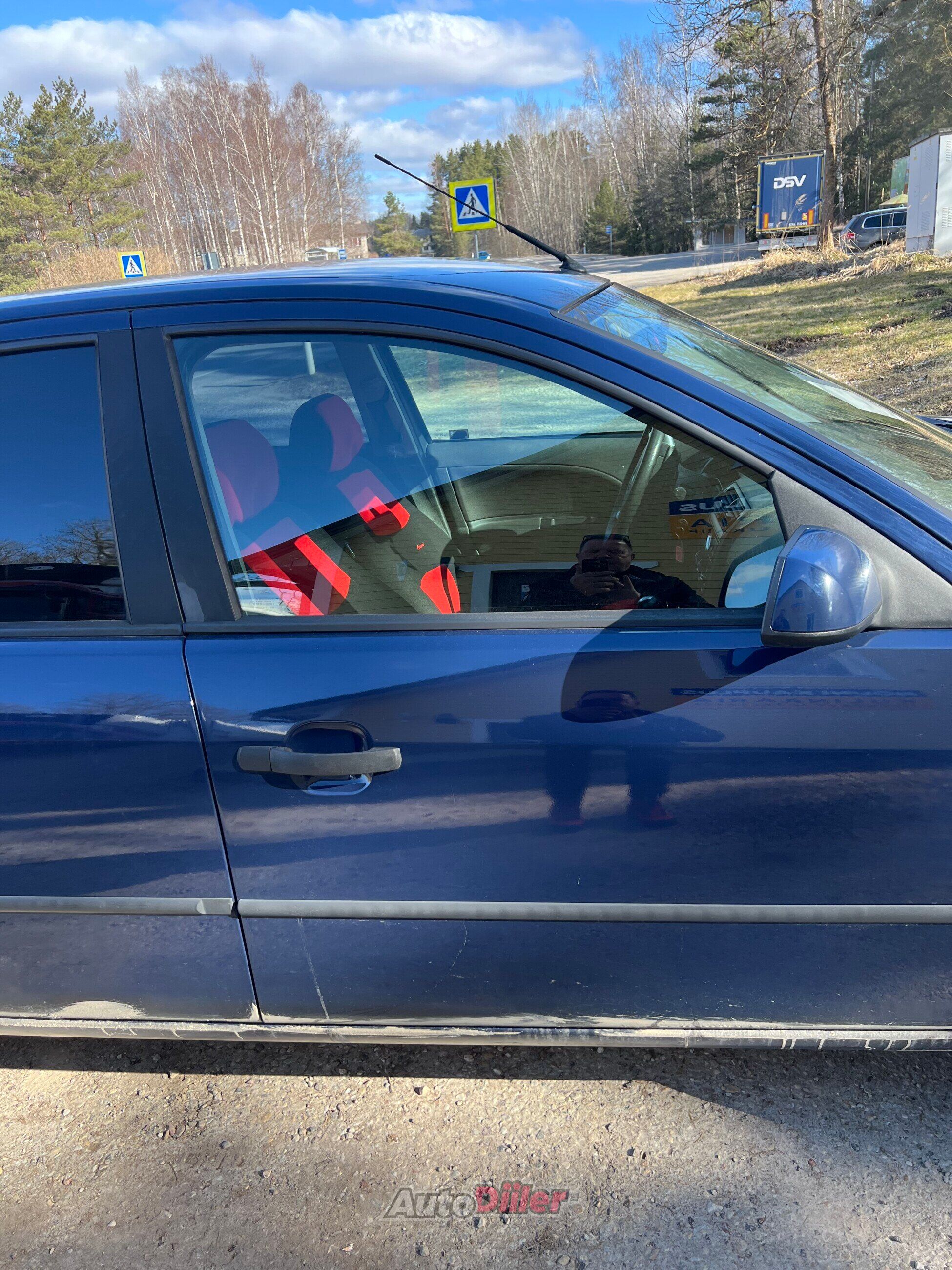Ford Mondeo 2.0 107kW 2003, kuva 5/7