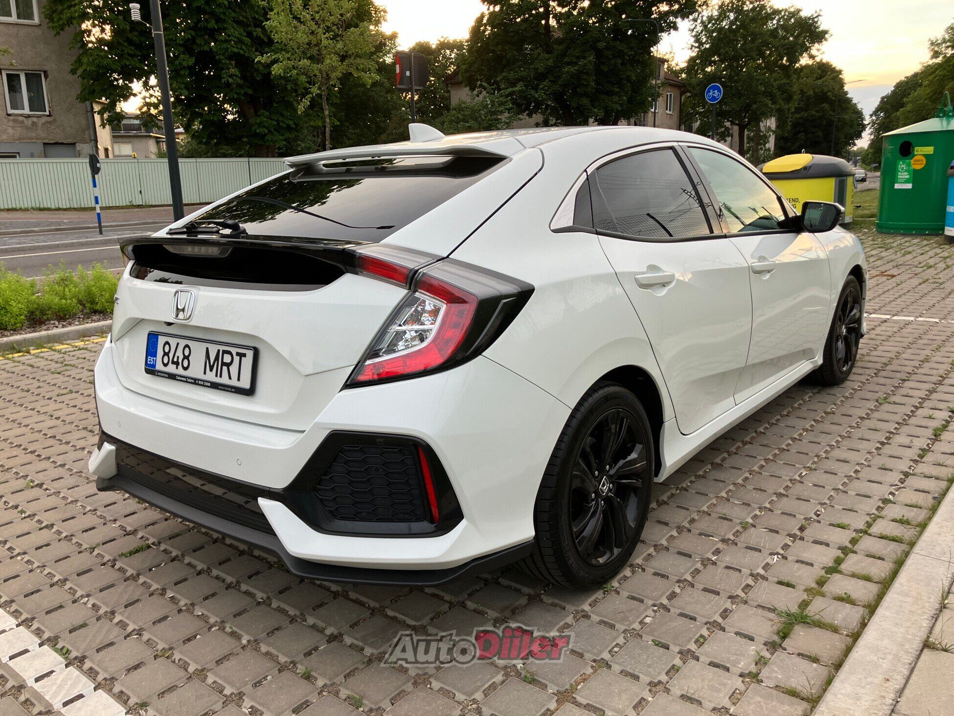 Honda Civic 1.0 95kW 2018, kuva 3/5